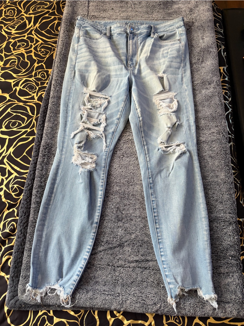 American Eagle Highest Level Stretch Distressed Skinny Jeans in Blue Waist